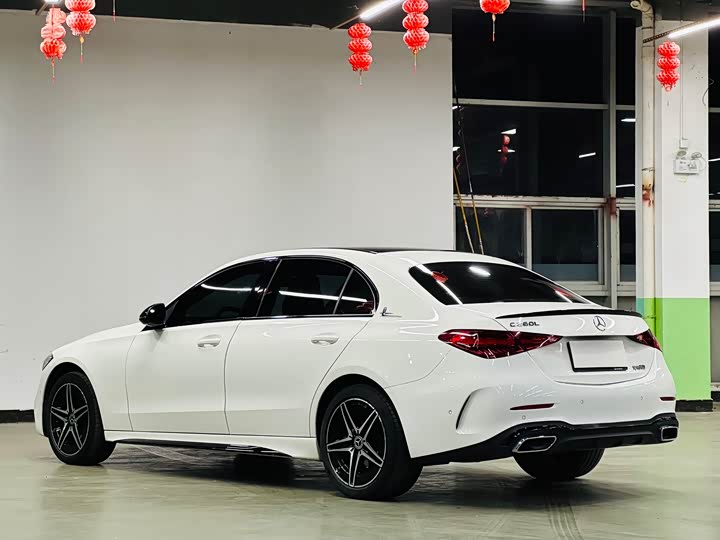 Фото 4 - Mercedes-Benz C-Class