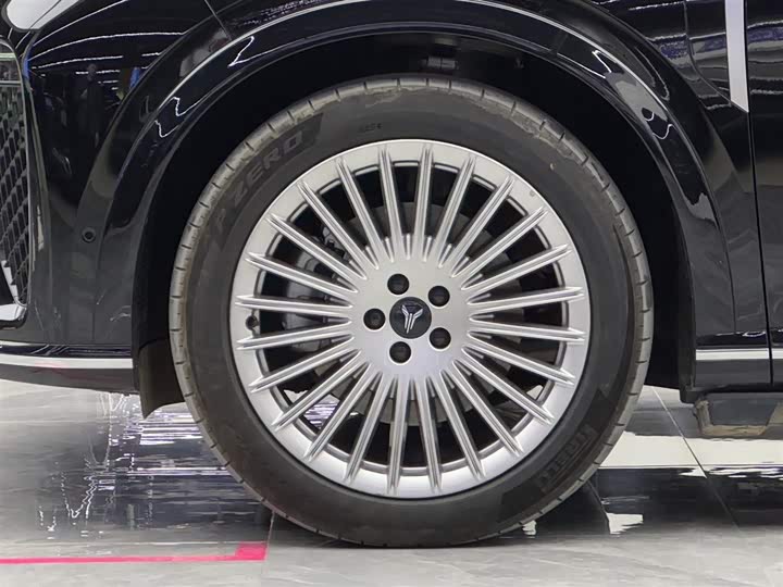 Фото 4 - Voyah Taishan