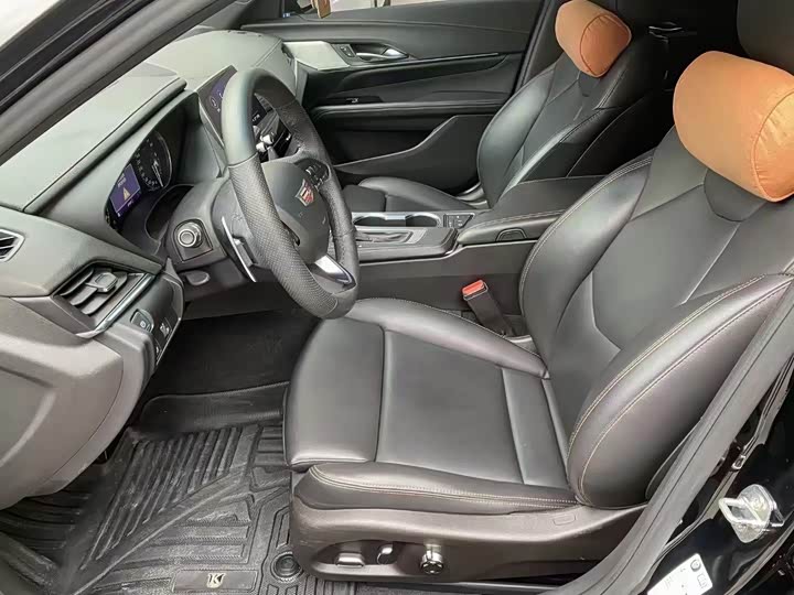 Фото 4 - Cadillac CT4