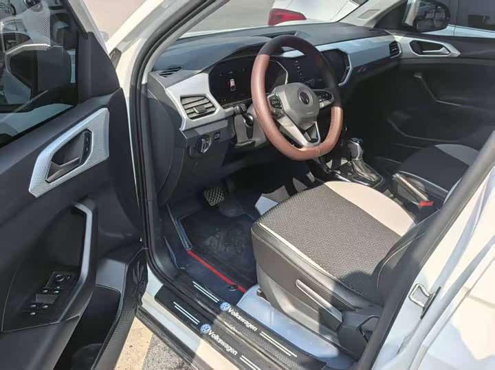 Фото 2 - Volkswagen Tacqua