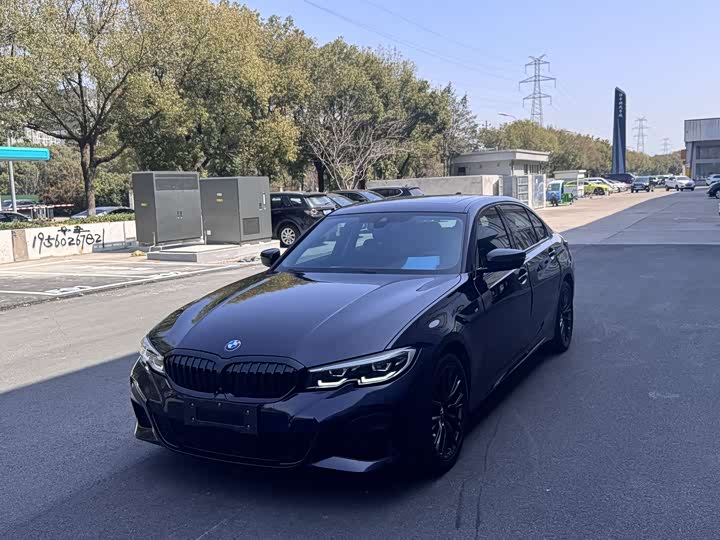 Photo 1 - BMW 3 Series