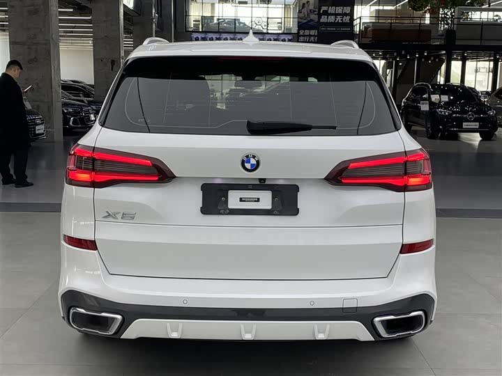 Фото 4 - BMW X5
