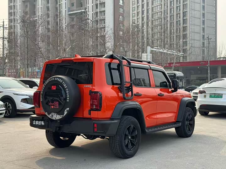 Фото 9 - Tank 300