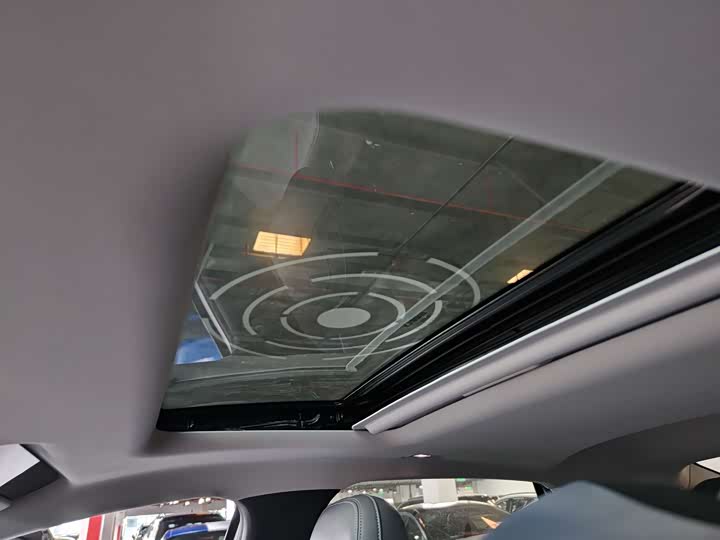 Фото 6 - Geely Galaxy L6