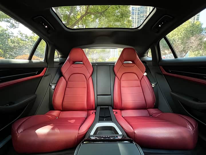 Фото 5 - Porsche Panamera