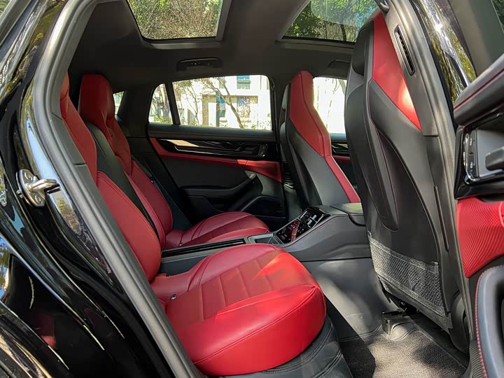 Фото 9 - Porsche Panamera