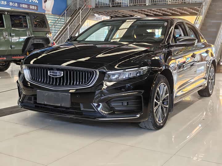 Фото 2 - Geely Preface