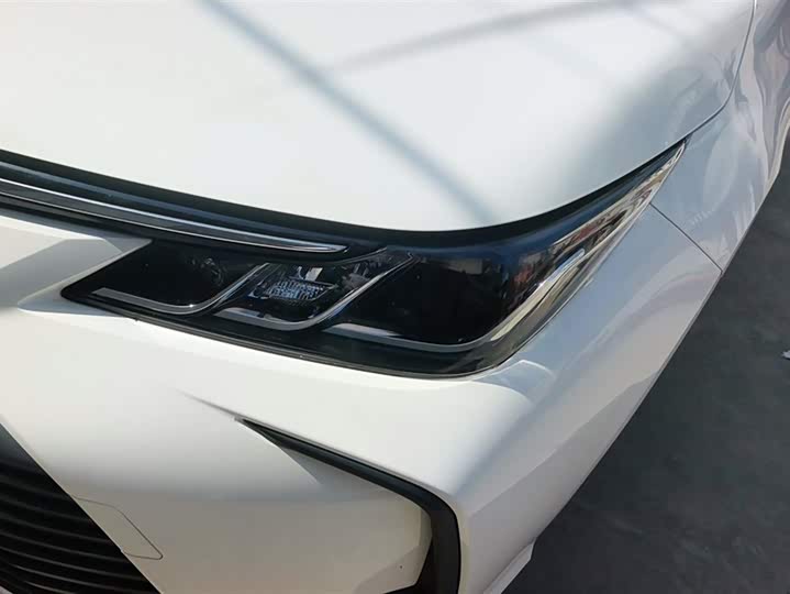 Фото 5 - Toyota Corolla