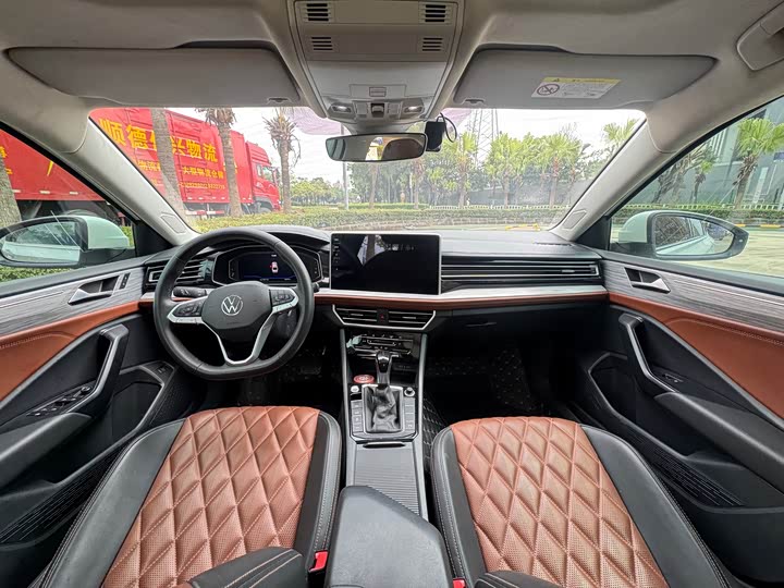 Фото 7 - Volkswagen Sagitar L