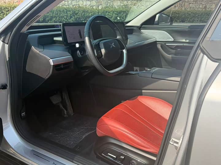 Фото 7 - XPeng P7