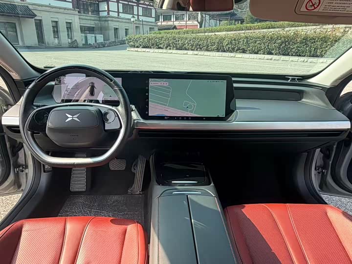 Фото 9 - XPeng P7