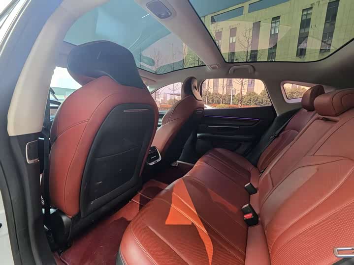 Фото 4 - XPeng P7