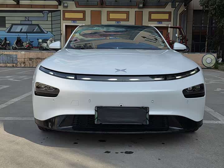 Фото 6 - XPeng P7