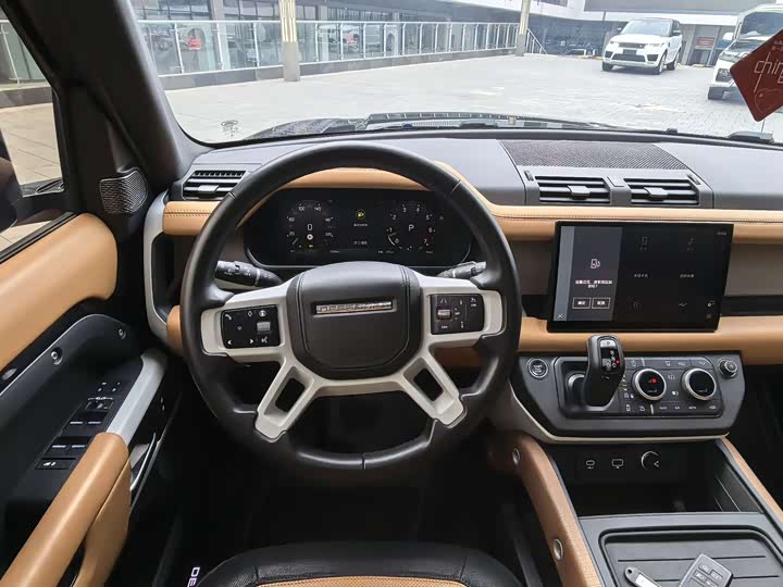 Фото 7 - Land Rover Defender