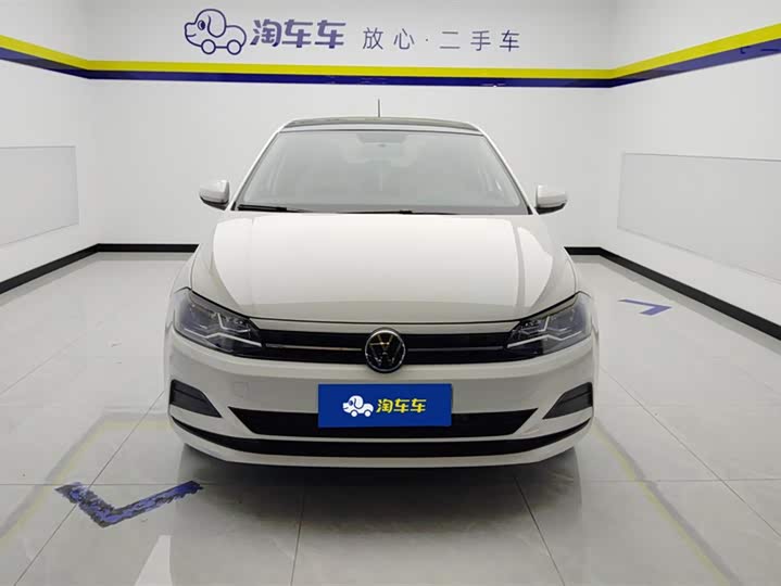 Фото 2 - Volkswagen Polo