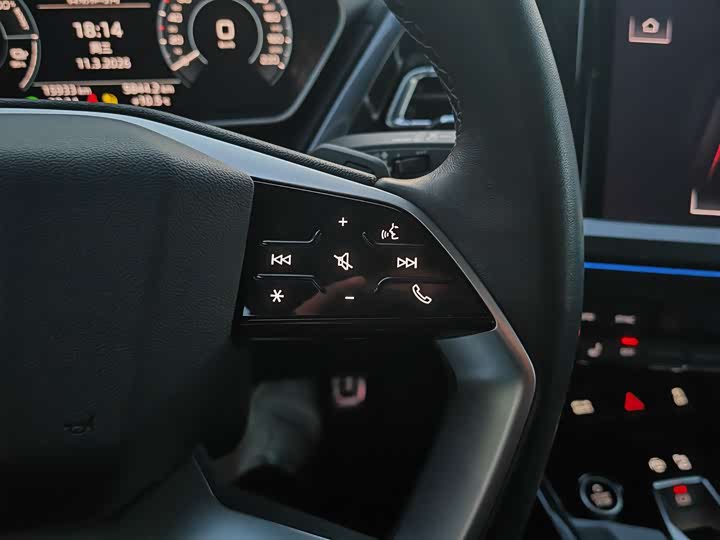 Фото 7 - Audi Q4 e-tron