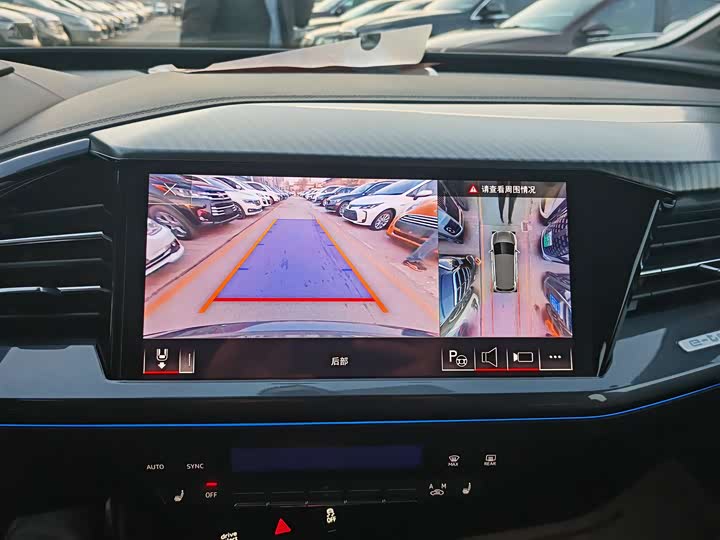 Фото 8 - Audi Q4 e-tron