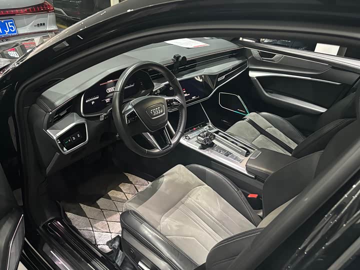 Audi A6L 2024 2024款 45 TFSI 臻选动感型