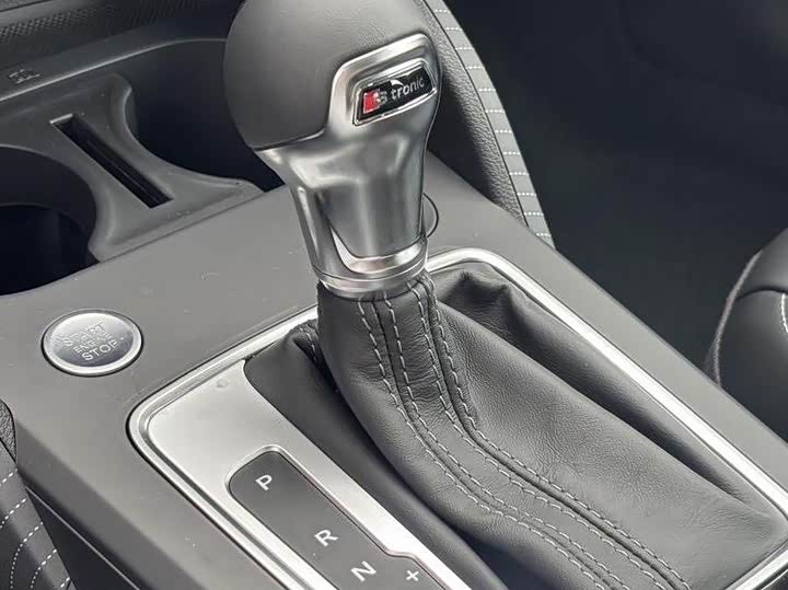 Фото 9 - Audi Q2L