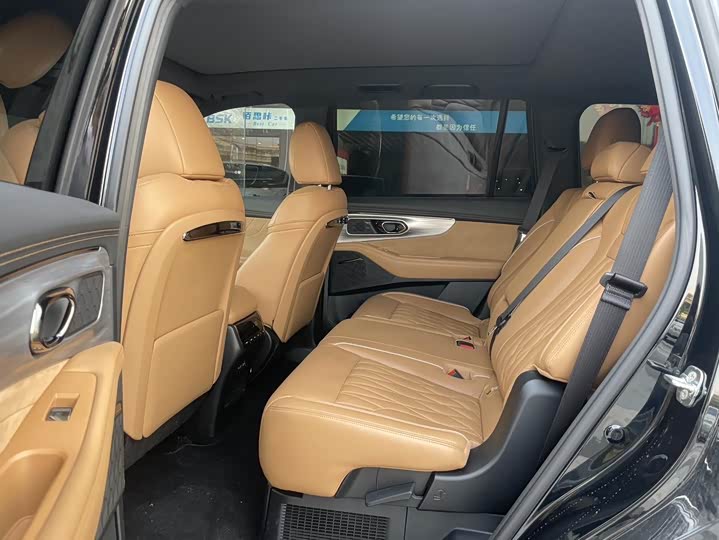 Фото 7 - GAC Trumpchi GS8