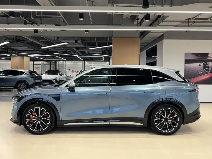 Фото 3 - Zeekr 7X