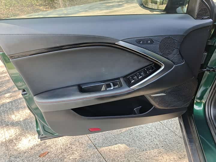 Фото 4 - MG Motor 7