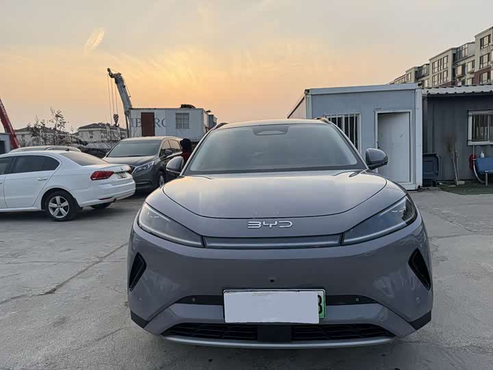 Photo 2 - BYD Sea Lion 05 EV