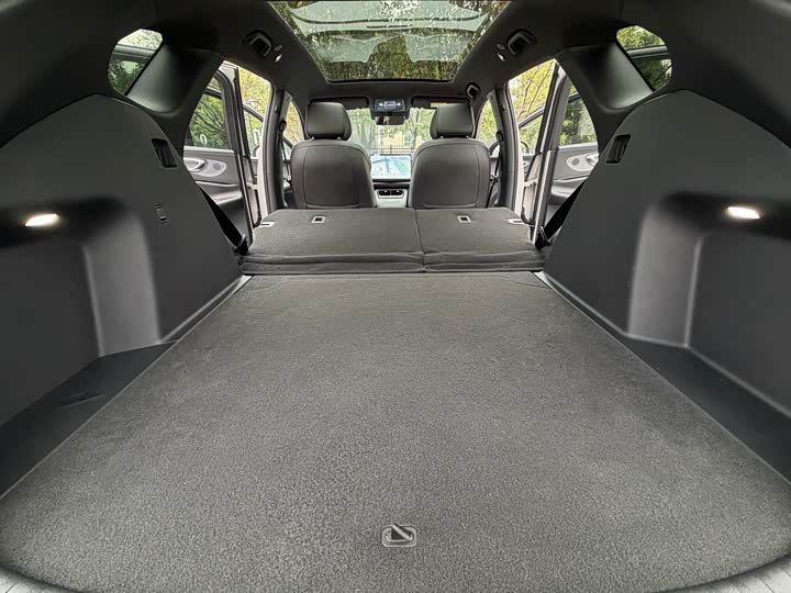 Photo 9 - BYD Sea Lion 06 Hybrid/EV