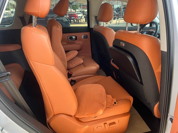 Photo 7 - Leapmotor C16