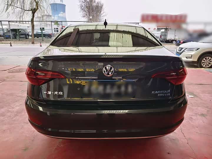 Фото 5 - Volkswagen Sagitar L