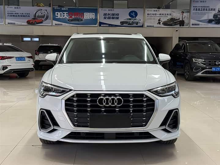 Фото 2 - Audi Q3