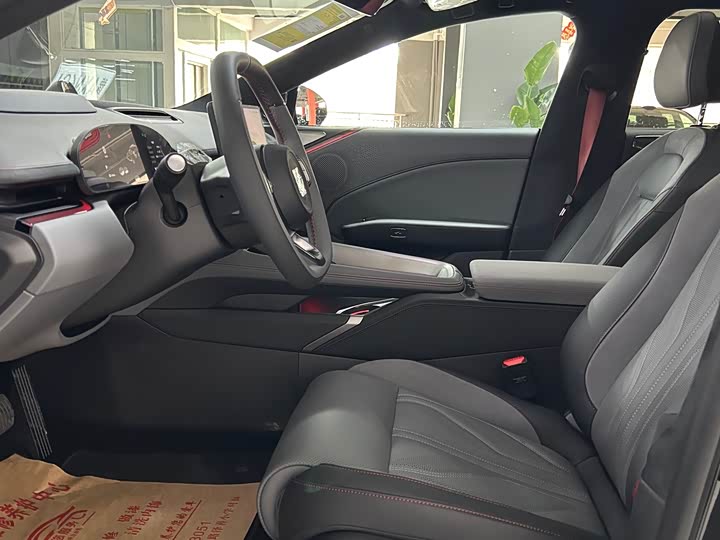 Фото 5 - Zeekr 007 GT