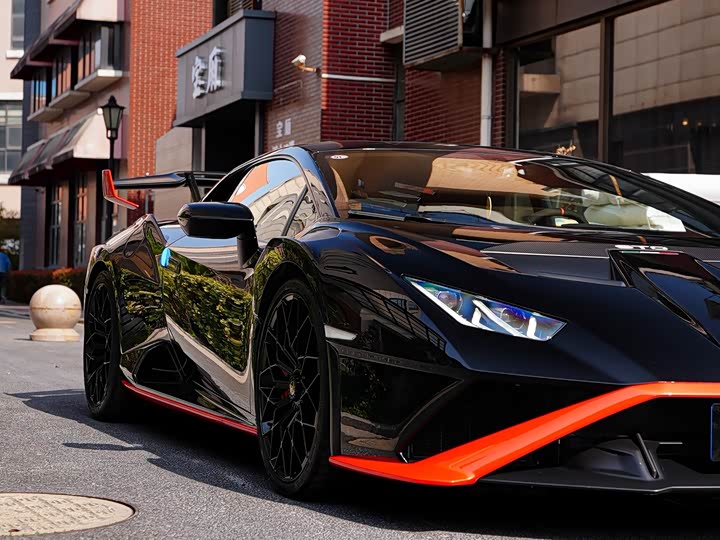 Фото 7 - Lamborghini Huracán