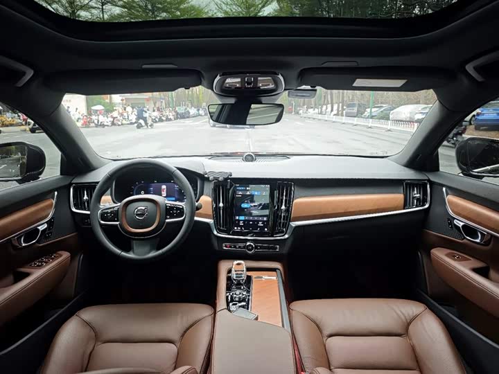 Фото 5 - Volvo S90
