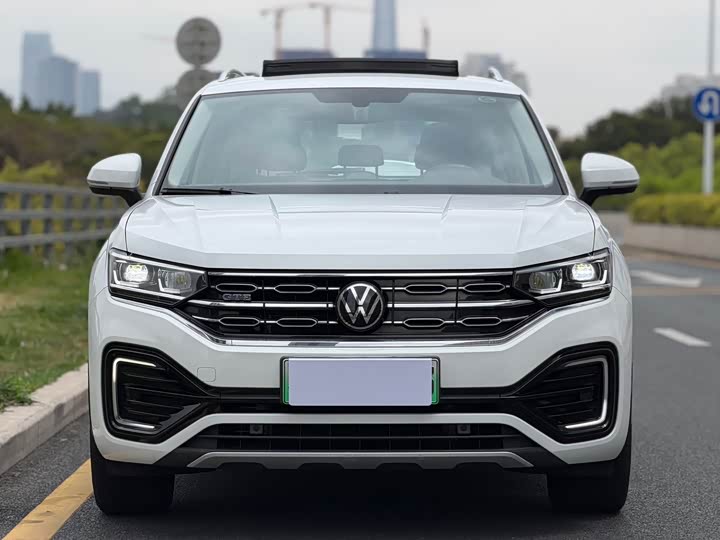 Фото 2 - Volkswagen Tayron GTE Hybrid