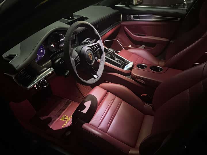 Фото 5 - Porsche Panamera