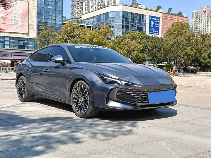 Фото 3 - MG Motor 7