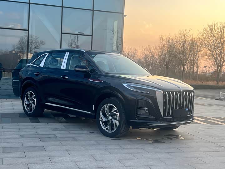 Фото 3 - Hongqi HS3 Hybrid
