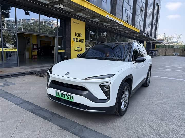 Фото 1 - Nio ES6