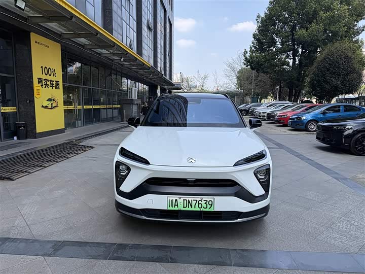 Фото 2 - Nio ES6