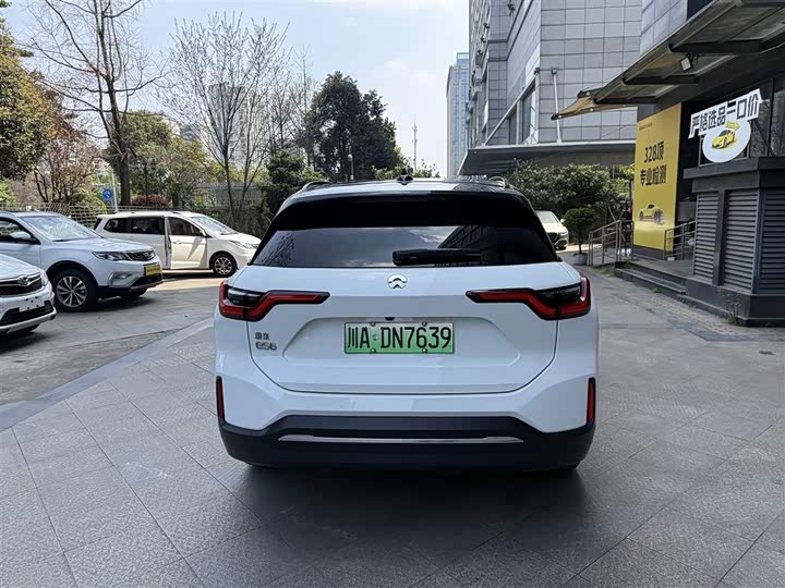 Фото 6 - Nio ES6