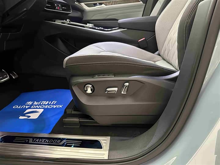 Photo 7 - Volkswagen Tavendor