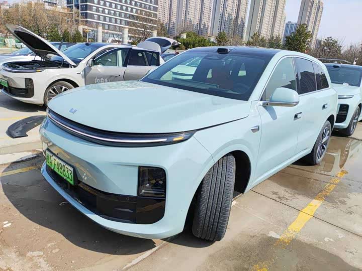 Фото 1 - LiXiang L6