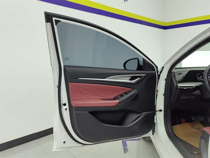 Фото 7 - Changan Eado Plus