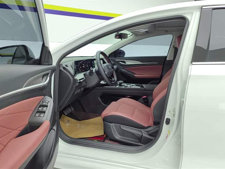 Фото 9 - Changan Eado Plus