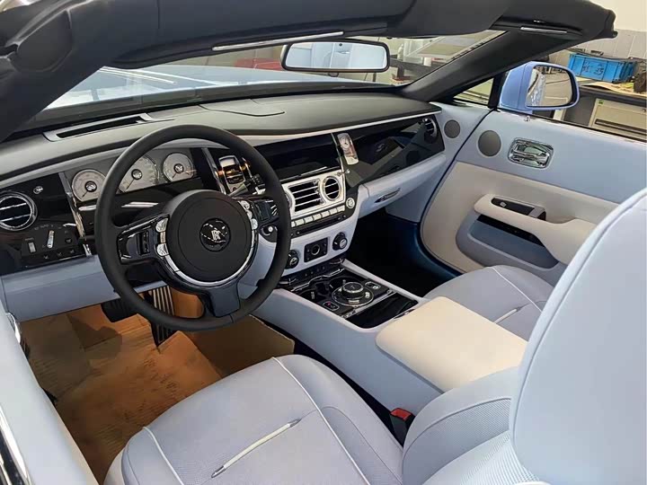 Фото 7 - Rolls-Royce Dawn