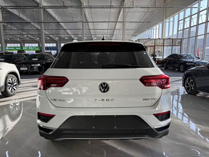 Фото 8 - Volkswagen T-Roc