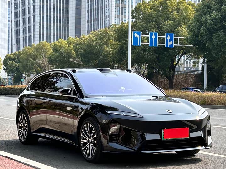 Фото 3 - Nio ET5T