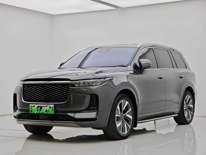 Фото 1 - LiXiang One