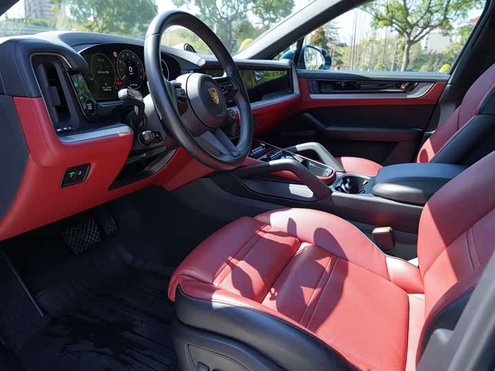 Фото 4 - Porsche Cayenne